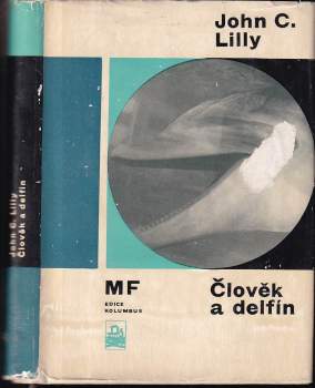 Člověk a delfín